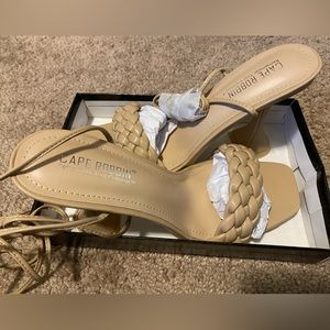 Womens Cape Robbin Strappy Tan heels